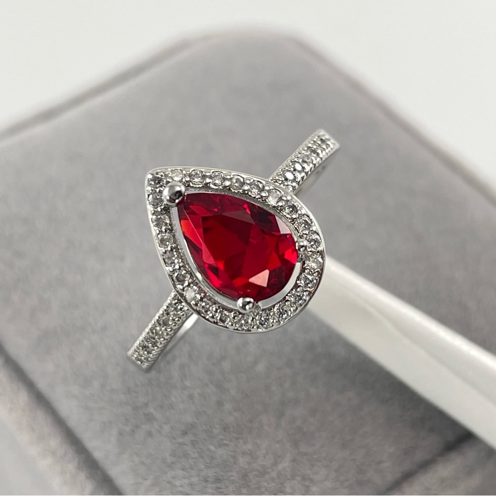 Exquisite Pear Cut Halo Red Ruby Diamond CZ Elegant Silver Plated Ring